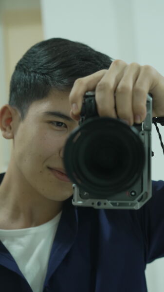  ,   Zak, 19 ,   ,   , c , 