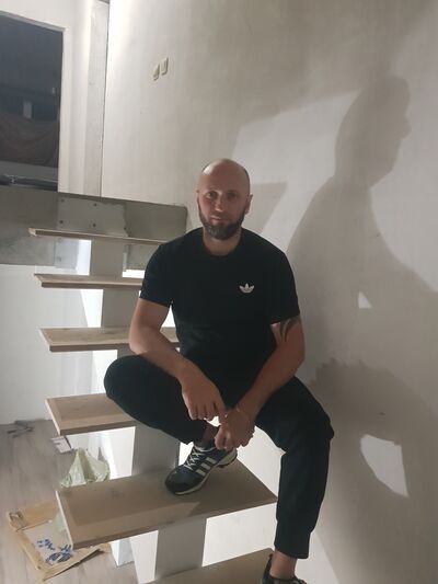  ,   Ivan, 42 ,   ,   , c 