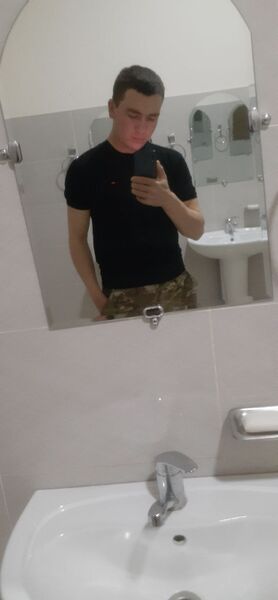  ,   Ali, 27 ,   ,   
