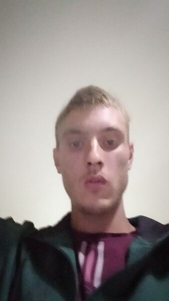  ,   Maksim, 25 ,   ,   