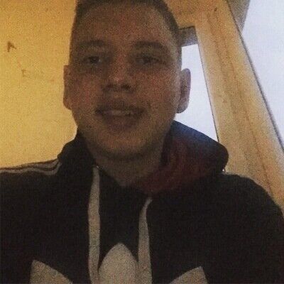  22215261  Alexander, 22 ,    