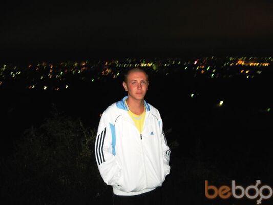  ,   Maks, 37 ,   ,   , c 