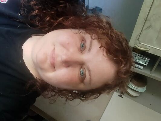  ,   Anna, 41 ,   c 
