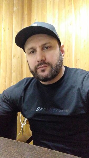  ,   Adam, 38 ,   ,   