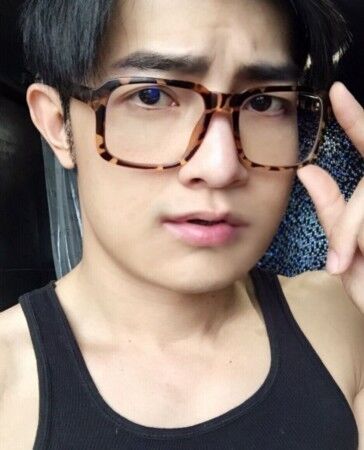  13852481  LEE, 29 ,    