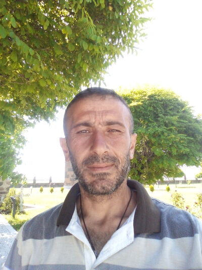  ,   Artur, 43 ,   ,   , c , 