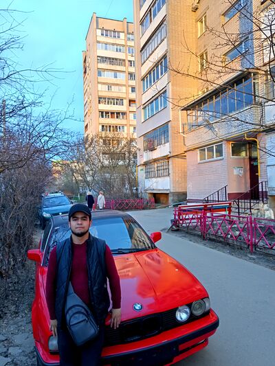 ,   Akrom, 22 ,   ,   , c 