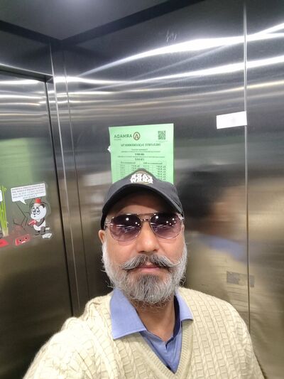  ,   Arvinder, 56 ,   ,   , c , 