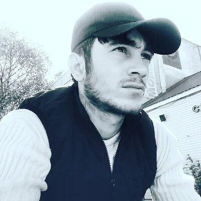  ,   Valeh, 30 ,   ,   