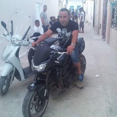  ,   Basset, 45 ,   ,   , c 