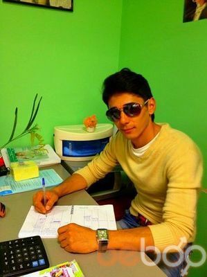  -,   Zak, 36 ,   
