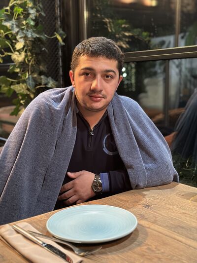  ,   Vardan, 29 ,   ,   , c , 