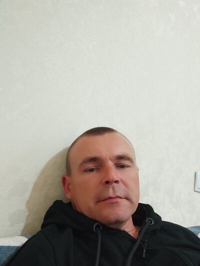  ,   Sasha, 43 ,   ,   