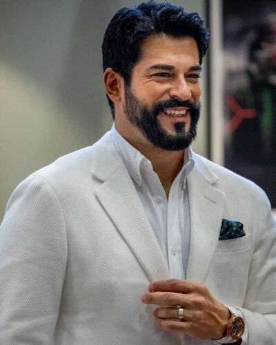  ,   BurakOzcivit, 41 ,   ,   , c 
