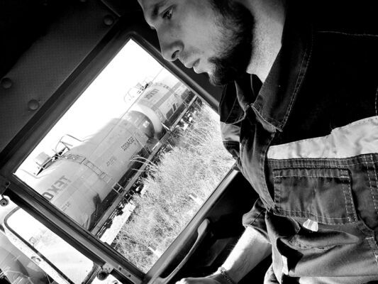  ,   Aleksandr, 28 ,   ,   , c 