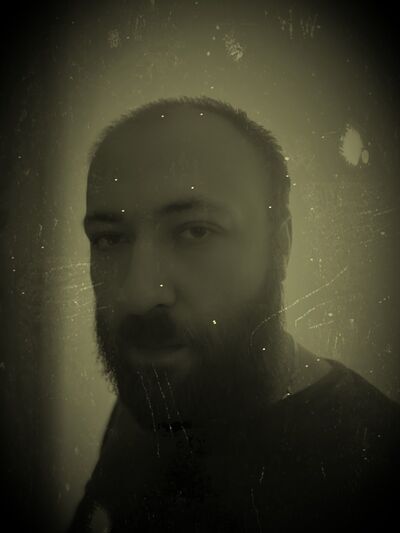  ,   Andrej, 40 ,   ,   , c 