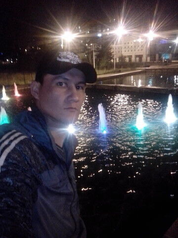  ,   Javlonbek, 32 ,   