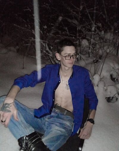  ,   Valery, 22 ,   ,   