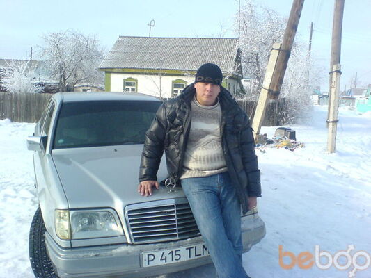  ,   Maks, 49 ,  