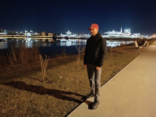  Raszyn,   Umar, 35 ,   ,   