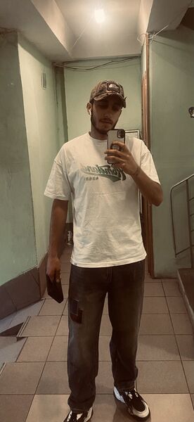  ,   Elvar, 23 ,   ,   