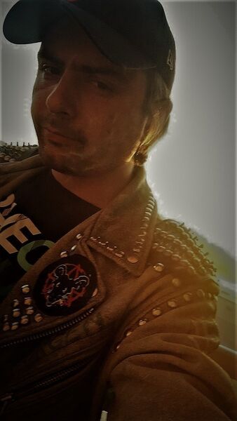  ,   Andre Ryadom, 36 ,   