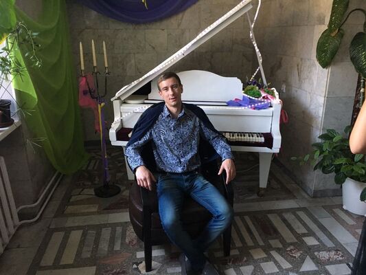  ,   Kostor, 37 ,   