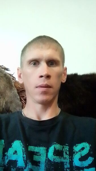  ,   Anton, 42 ,   ,   