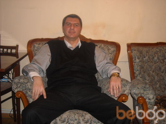  ,   Artur, 52 ,   