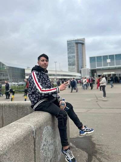  -,    , 25 ,   ,   