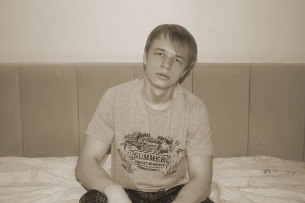  ,   Alexander, 19 ,   ,   
