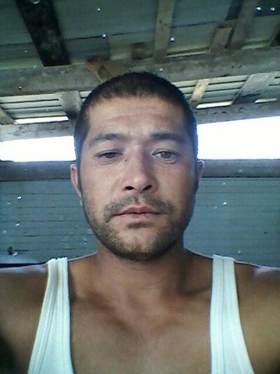  ,   Zakir, 42 ,   