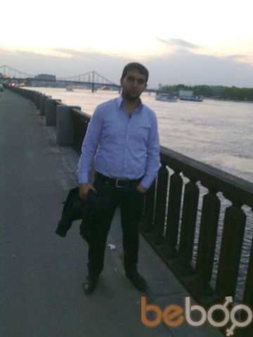  ,   Tarek, 40 ,   ,   , c 