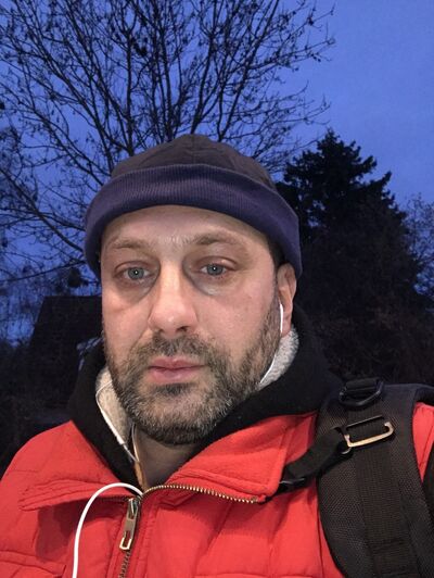  ,   Georgiy, 52 ,   ,   , c 