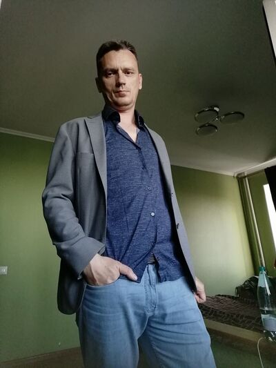  ,   Paiper, 46 ,   ,   