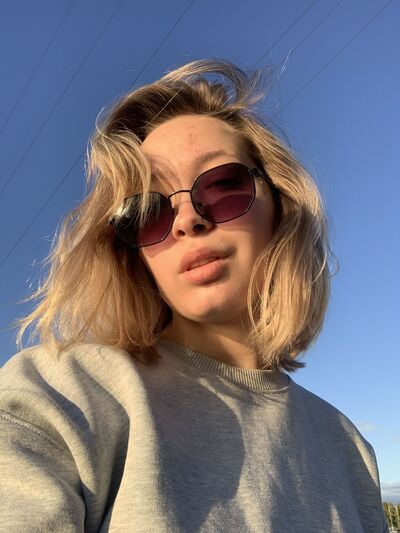  ,   Veronica, 20 ,   , c , 