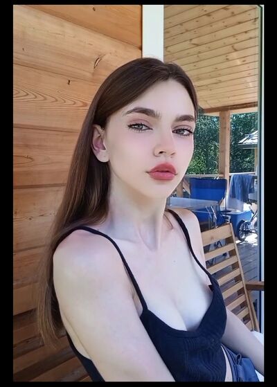  ,   Evelina, 22 ,   ,   