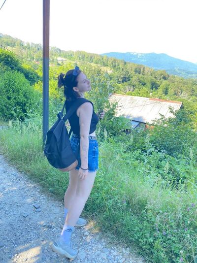  ,   Polina, 25 ,   