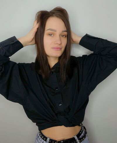 ,   Dasha, 23 ,   ,   , c , 