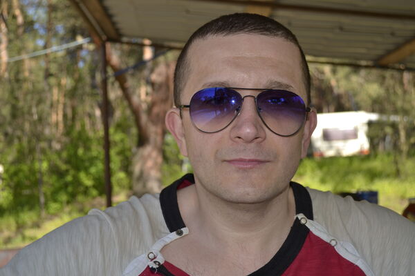  ,   Sergio, 41 ,   