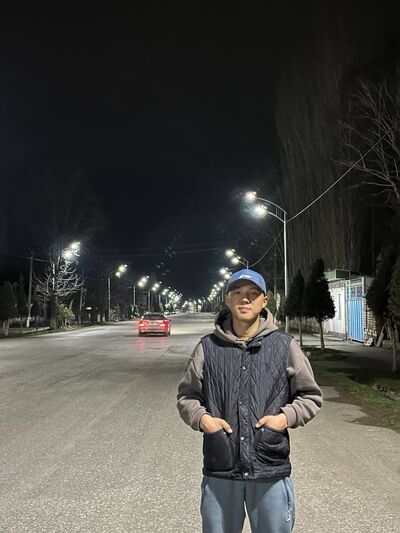  ,   Lionboy, 19 ,   ,   