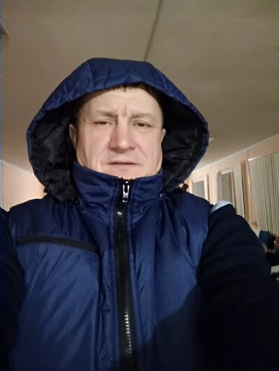  ,   Sergey, 52 ,   c 