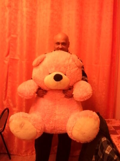  ,   Urii svatov, 57 ,   ,   , c , 