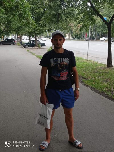  ,   Artyom, 35 ,   ,   , c 