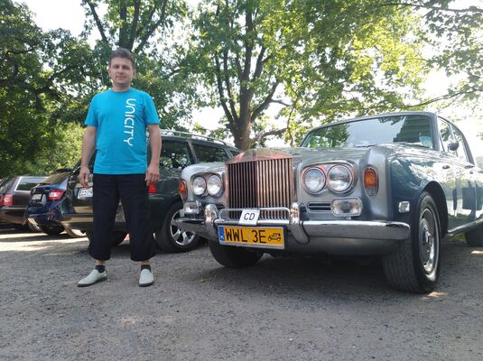  ,   Viktor, 48 ,   ,   , c 