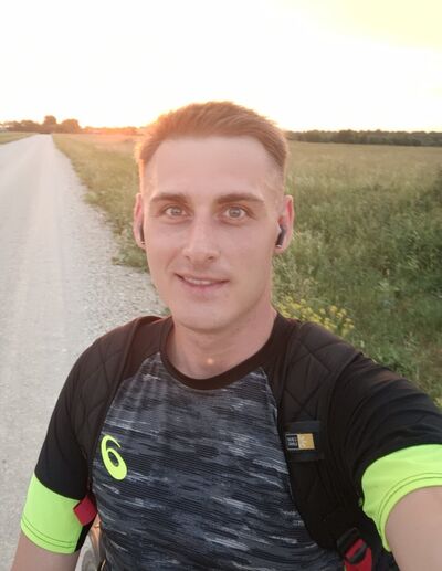  ,   Sergei, 36 ,   ,   , c , 
