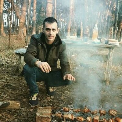  ,   Artur, 39 ,   ,   , c 