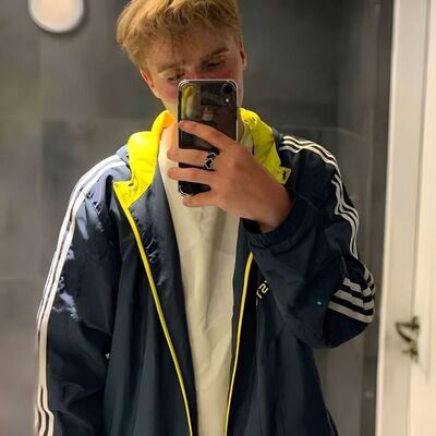  East Ham,   , 19 ,   ,   