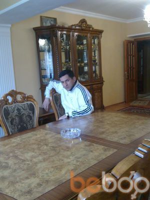  ,   Rufat, 44 ,  