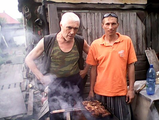  ,   Petr, 44 ,   